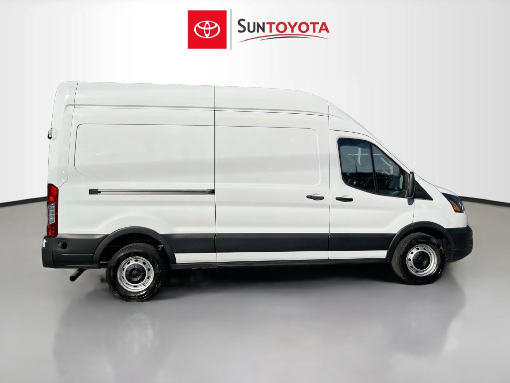 Used 2024 Ford Transit 250 148 High Roof w/ Load Area Protection Package RWD image 2