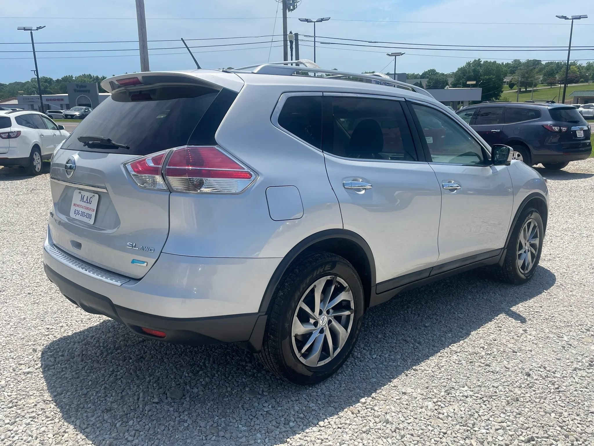 Used 2014 Nissan Rogue SL w/ SL Premium Package AWD/4WD image 5