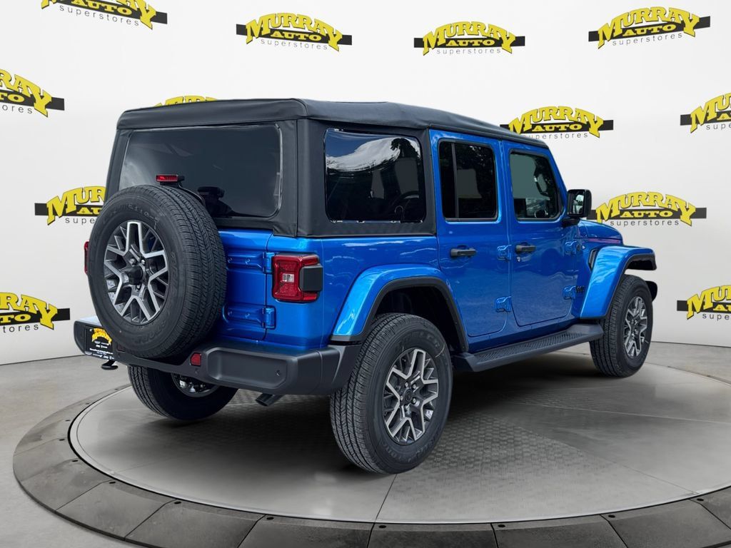 New 2025 Jeep Wrangler Unlimited Sahara AWD/4WD image 5