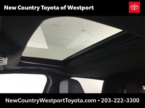 Certified 2024 Toyota Tacoma TRD Off-Road image 13