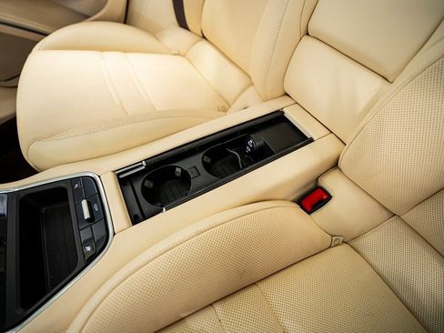 Used 2023 Porsche Panamera Platinum Edition image 59