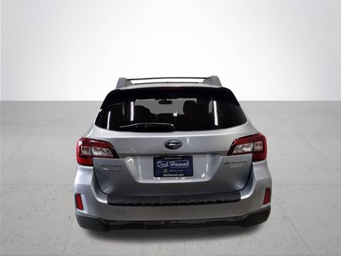Used 2015 Subaru Outback 2.5i Limited AWD/4WD image 13