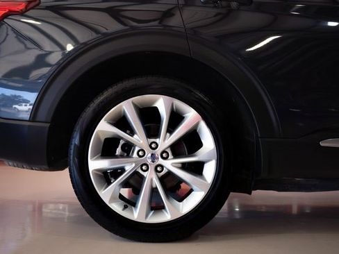 Used 2022 Ford Explorer Platinum w/ Equipment Group 601A image 20