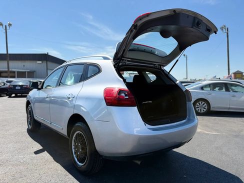 Used 2015 Nissan Rogue S w/ Convenience Package AWD/4WD image 10