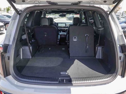 Certified 2025 Kia Telluride EX X-Line AWD/4WD image 25
