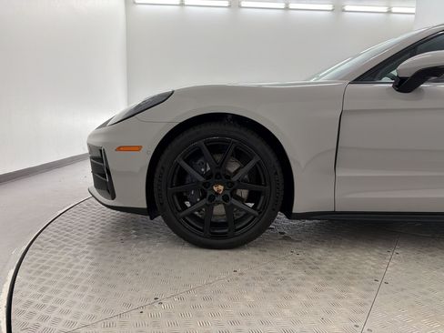 New 2026 Porsche Panamera image 23