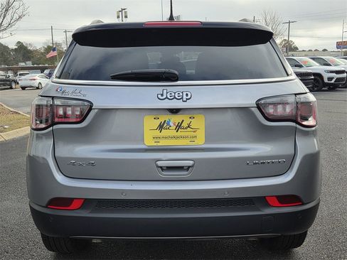 Used 2024 Jeep Compass Limited image 5
