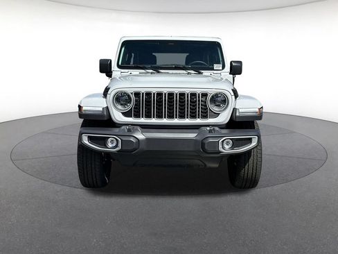 Used 2025 Jeep Wrangler Unlimited Sahara AWD/4WD image 9