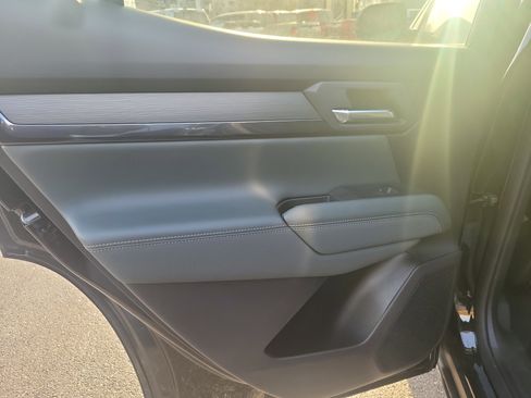 New 2026 GMC Terrain AT4 w/ Convenience Package III image 17