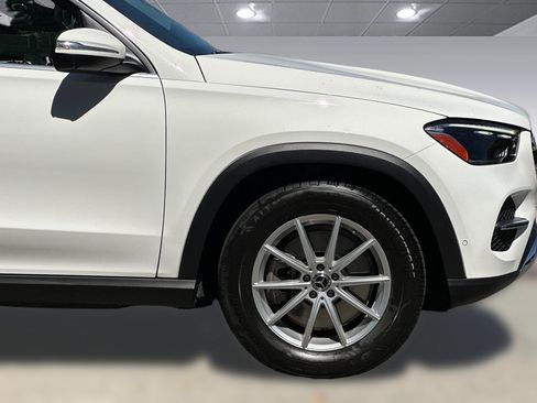 Certified 2025 Mercedes-Benz GLE 450e 4MATIC image 35