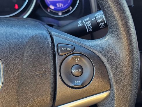 Used 2018 Honda Fit LX image 20