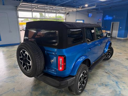 Used 2021 Ford Bronco Outer Banks AWD/4WD image 6