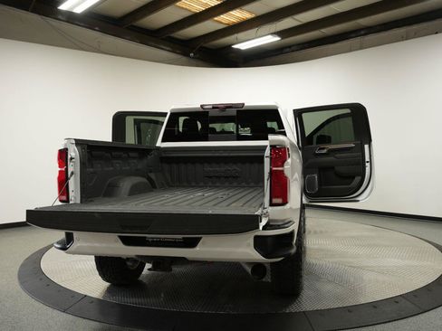 Certified 2024 Chevrolet Silverado 3500 High Country w/ High Country Premium Package AWD/4WD image 20