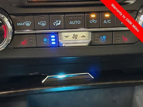 Certified 2022 Ford F250 Lariat w/ Black Appearance Package AWD/4WD image 26