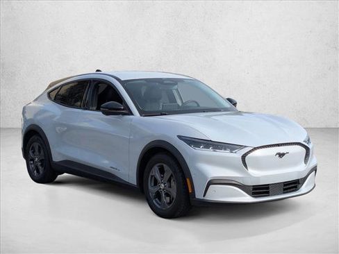 Certified 2023 Ford Mustang Mach-E Select image 3