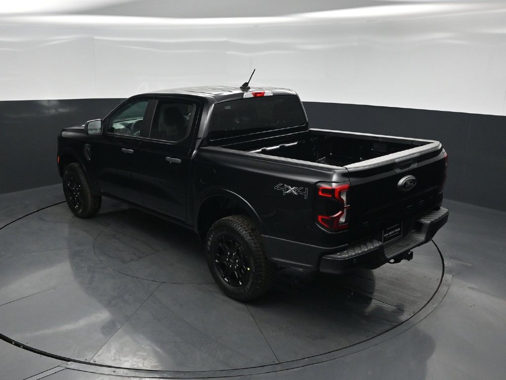 New 2026 Ford Ranger XLT w/ Black Appearance Package AWD/4WD image 38