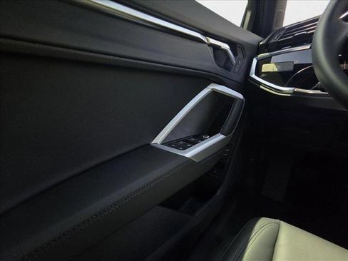 New 2025 Audi Q3 2.0T Premium w/ Convenience Package image 27