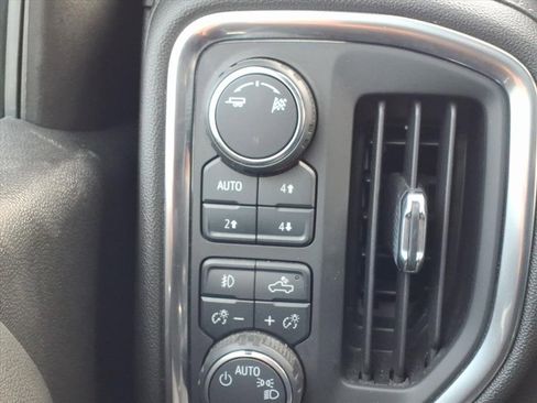 Used 2019 Chevrolet Silverado 1500 RST w/ True North Edition image 38