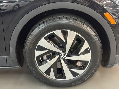 Certified 2023 Volkswagen ID.4 2WD image 18