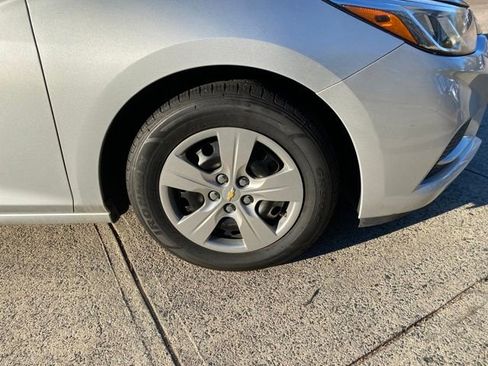 Used 2016 Chevrolet Cruze LS image 24
