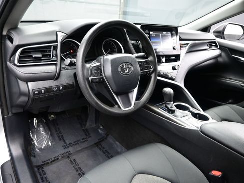 Used 2023 Toyota Camry LE FWD image 13