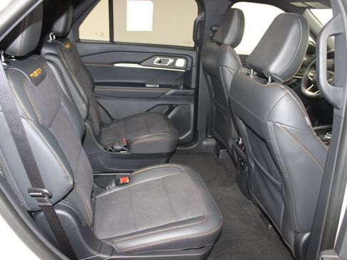 New 2026 Ford Explorer Tremor AWD/4WD image 34