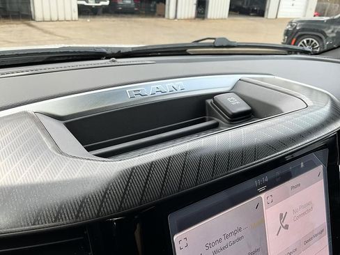 New 2026 RAM 1500 4x4 Crew Cab image 23