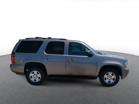 Used 2013 Chevrolet Tahoe LT AWD/4WD image 9