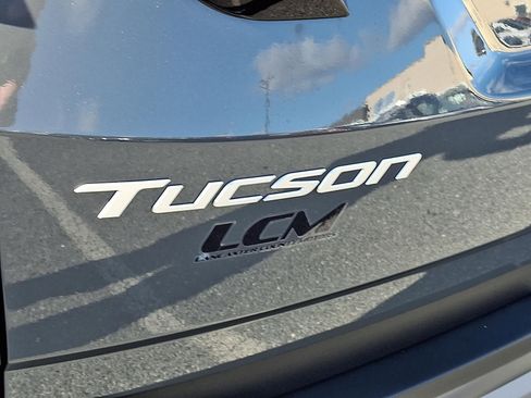New 2026 Hyundai Tucson SE image 17
