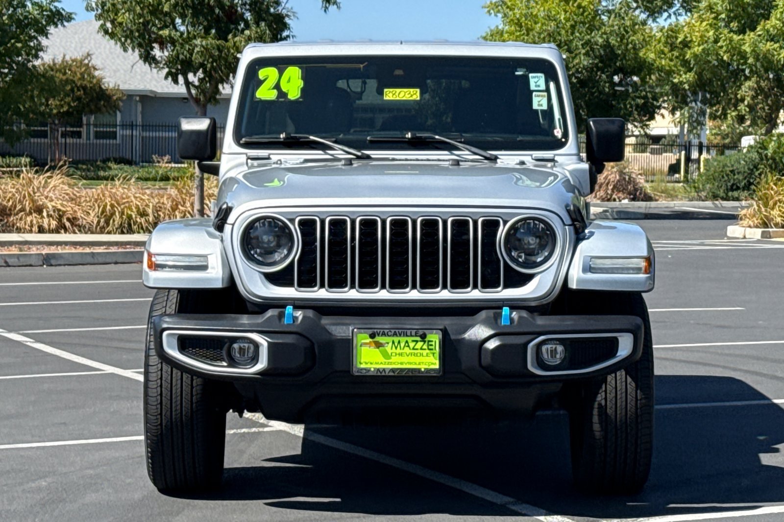 Used 2024 Jeep Wrangler Unlimited Sahara AWD/4WD image 7