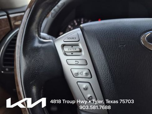 Used 2017 INFINITI QX80 Signature Edition RWD image 31
