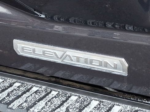 Used 2023 GMC Sierra 1500 Elevation image 31
