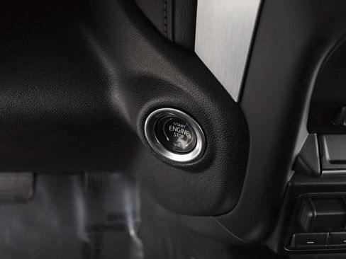 Used 2020 GMC Sierra 1500 Elevation w/ Elevation Value Package image 17