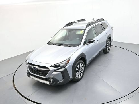 Used 2024 Subaru Outback Limited AWD/4WD image 27