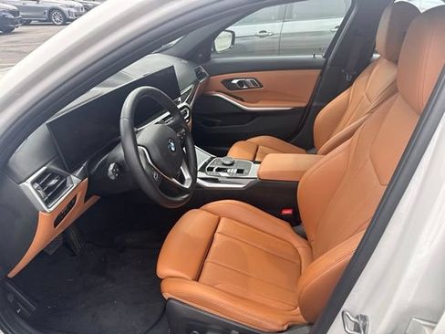 Used 2023 BMW 330i xDrive Sedan w/ Premium Package AWD/4WD image 17