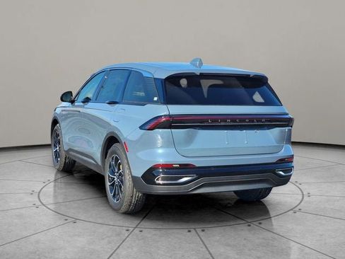 New 2026 Lincoln Nautilus Premier image 10