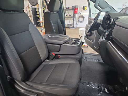 Used 2023 GMC Sierra 1500 Elevation AWD/4WD image 10