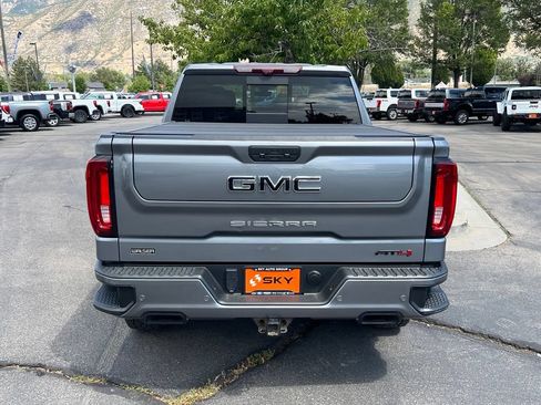 Used 2021 GMC Sierra 1500 AT4 w/ AT4 Premium Package AWD/4WD image 10