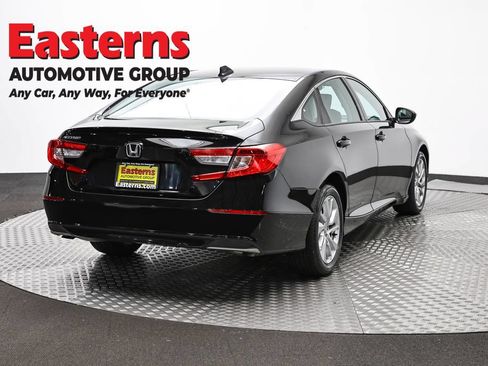 Used 2019 Honda Accord LX image 5