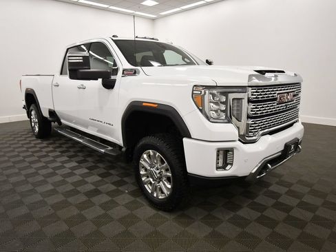 Used 2020 GMC Sierra 2500 Denali w/ Denali Ultimate Package AWD/4WD image 10
