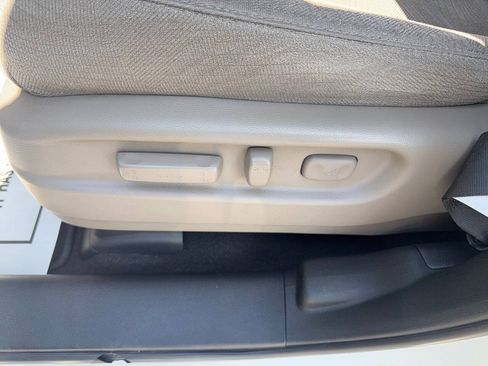 Used 2016 Honda Pilot EX image 16