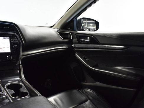 Used 2021 Nissan Maxima Platinum w/ Sport Mat Group FWD image 16