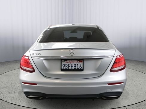 Used 2018 Mercedes-Benz E 300 image 6