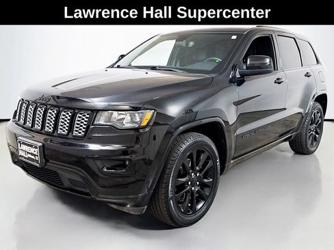 Used 2019 Jeep Grand Cherokee Altitude RWD image 1