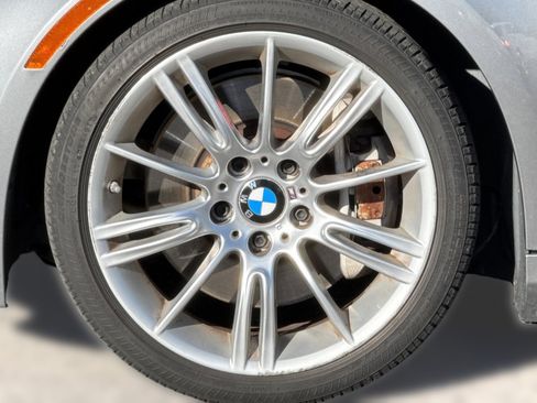 Used 2012 BMW 335i Coupe image 11