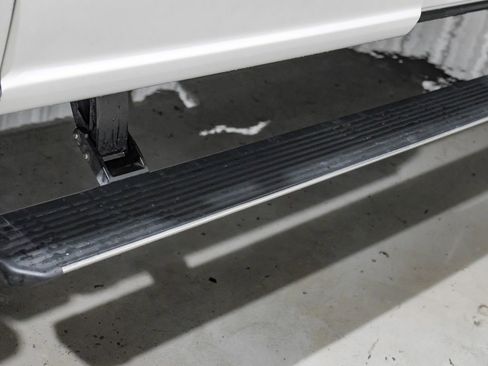 Used 2024 Ford F350 Platinum w/ FX4 Off-Road Package image 55