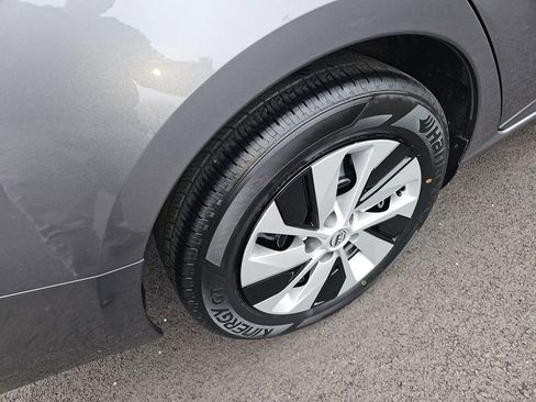 Used 2025 Nissan Altima 2.5 S image 14