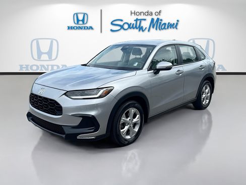Certified 2024 Honda HR-V LX image 3