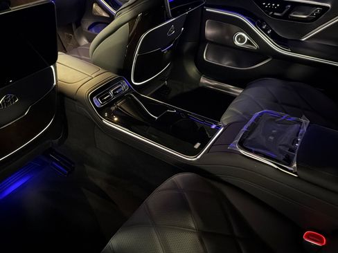 New 2026 Mercedes-Benz Maybach S 580 4MATIC image 11