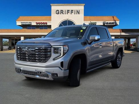 Used 2024 GMC Sierra 1500 Denali Ultimate AWD/4WD image 11